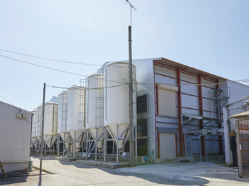 有限会社レイ-1