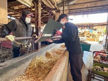 有限会社阿波キャトル-4