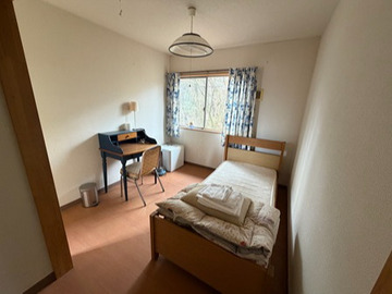 有限会社パディーフィールド-8