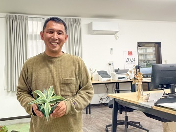 【正社員を積極募集】未経験者歓迎・資格取得推奨！植物が好きな方は勉強もできて、のめり込んでしまうような植物苗のお仕事です☆