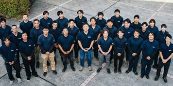 【年休112⽇/⽉給23万〜】第二新卒歓迎/ベビーリーフ生産量日本一のベンチャー企業/熊本・三重で栽培＆工場管理スタッフを募集︕マニュアル完備＆OJTで未経験からの挑戦をサポート☆