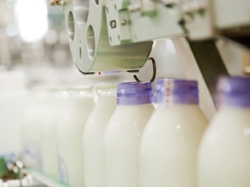 北海道赤井川村×乳製品加工・養豚/法人【43031】-2